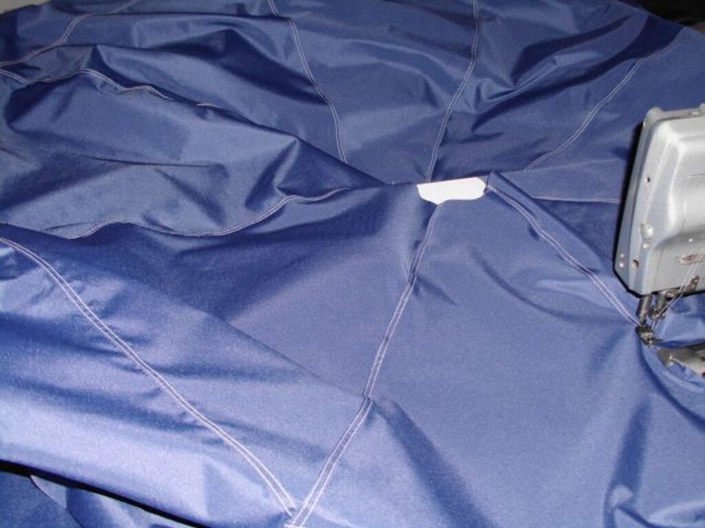 Naprawa przedsionki camping szycie parasole altany pokrycia łodzie cabrio